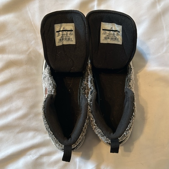 Youth Size 1.5 Nike Jordan 1 High Lace Up Black Gray Pink ๐๐ - Picture 6 of 6